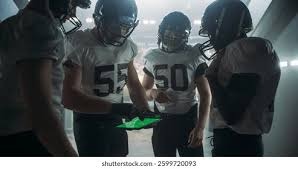 北雪平球迷向场内投掷烟花，瑞典超甲升级附加赛被迫中断